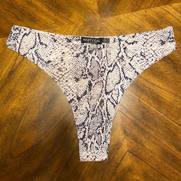 Nasty Gal Other - Nasty Gal High Waist Bikini Bottoms Snake Size 8